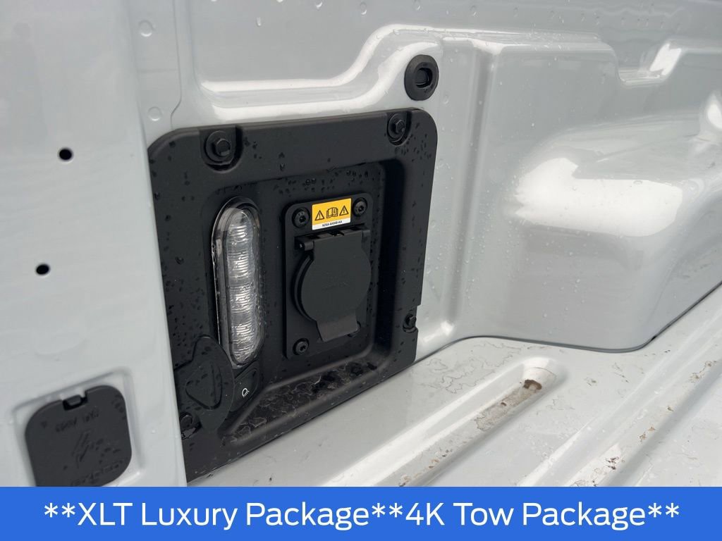 New 2026 Ford Maverick XLT w/ XLT Luxury Package AWD/4WD image 11