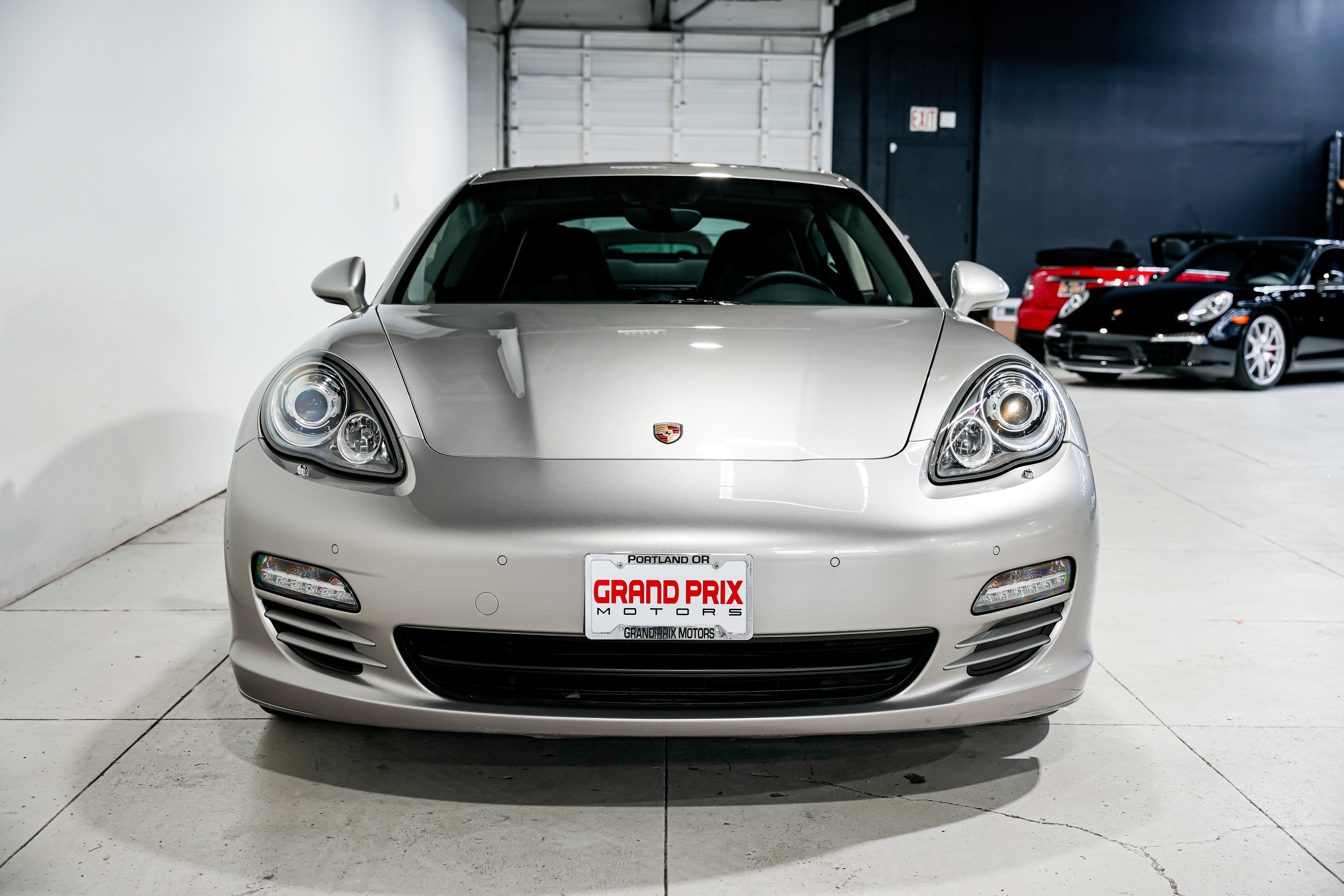 Used 2012 Porsche Panamera 4S image 5