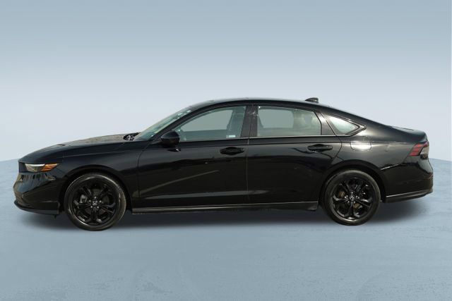 Used 2025 Honda Accord SE image 4