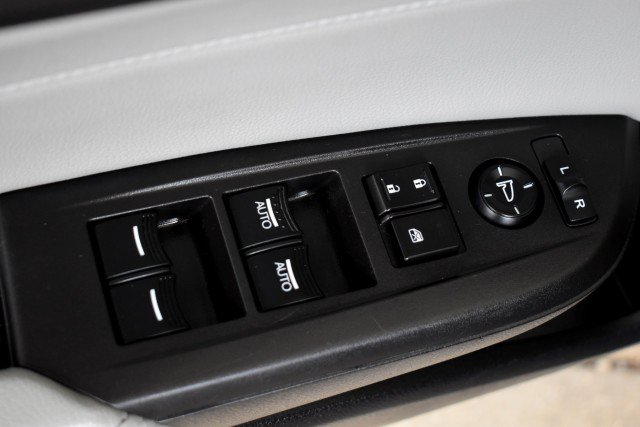 Used 2016 Acura ILX FWD image 31