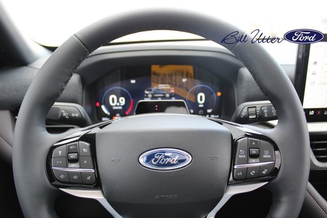 New 2026 Ford Explorer Platinum RWD image 18