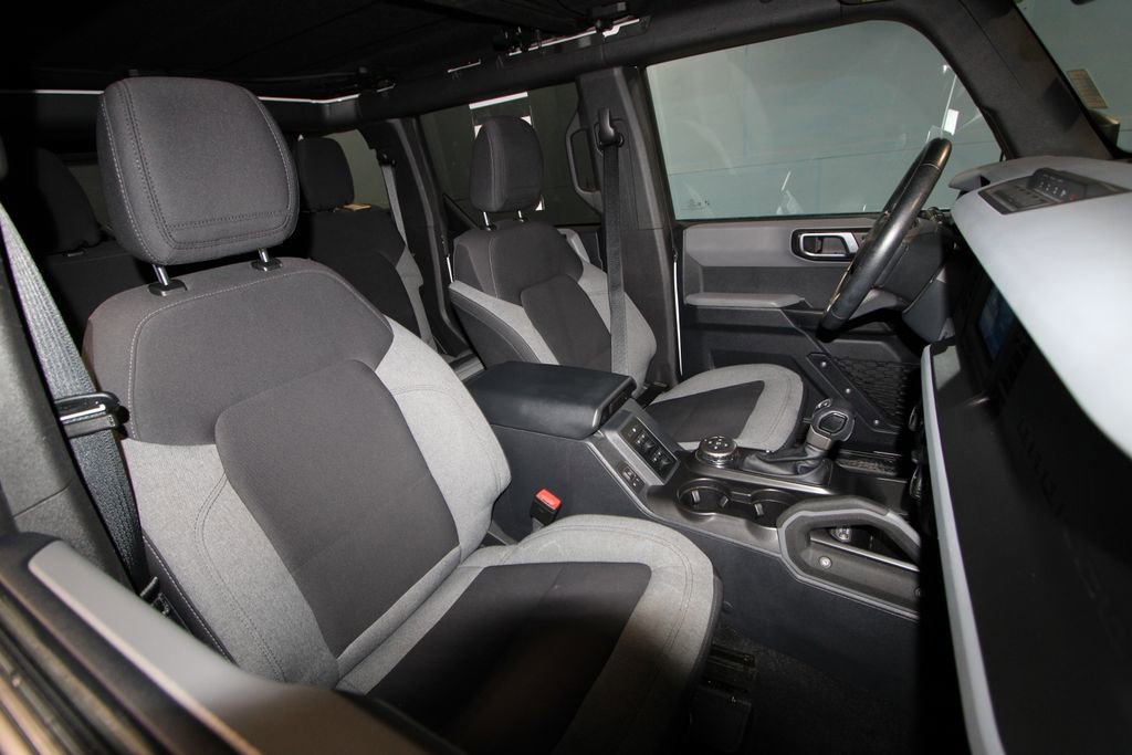 Used 2023 Ford Bronco Big Bend w/ Sasquatch Package image 20