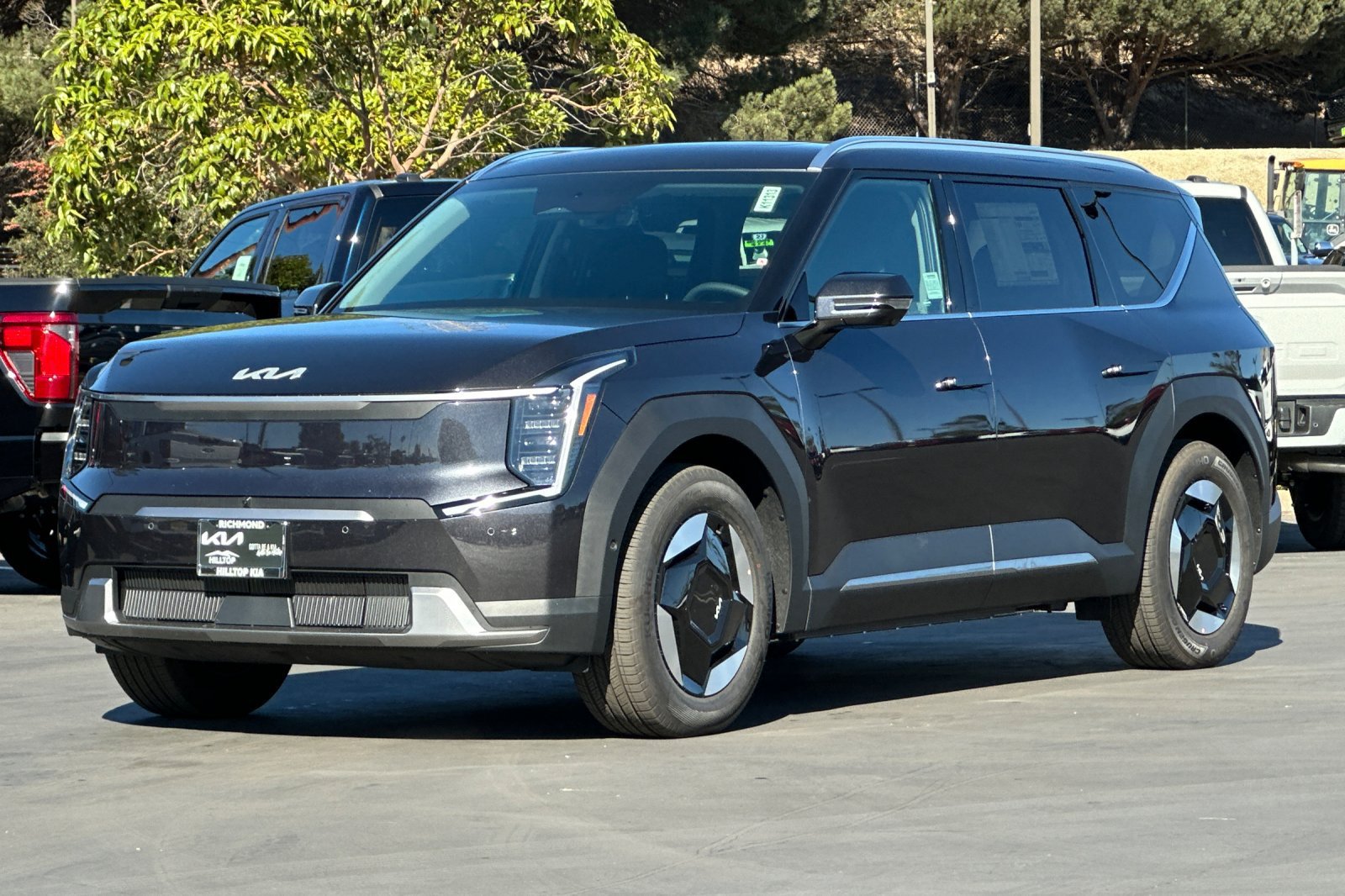 New 2026 Kia EV9 Wind AWD/4WD image 8