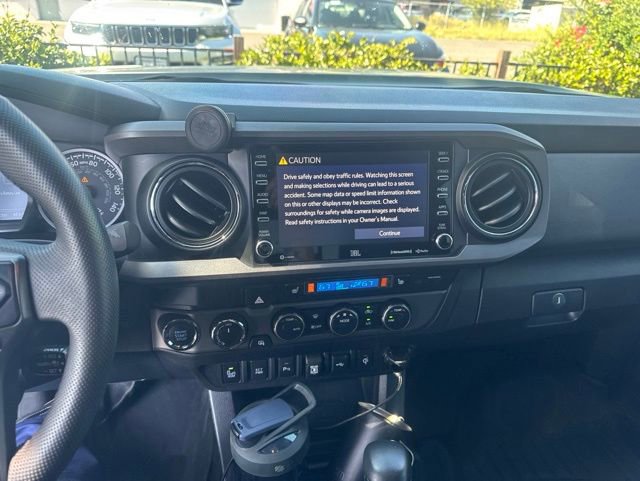 Certified 2021 Toyota Tacoma TRD Off-Road w/ TRD Premium Off Road Package AWD/4WD image 17