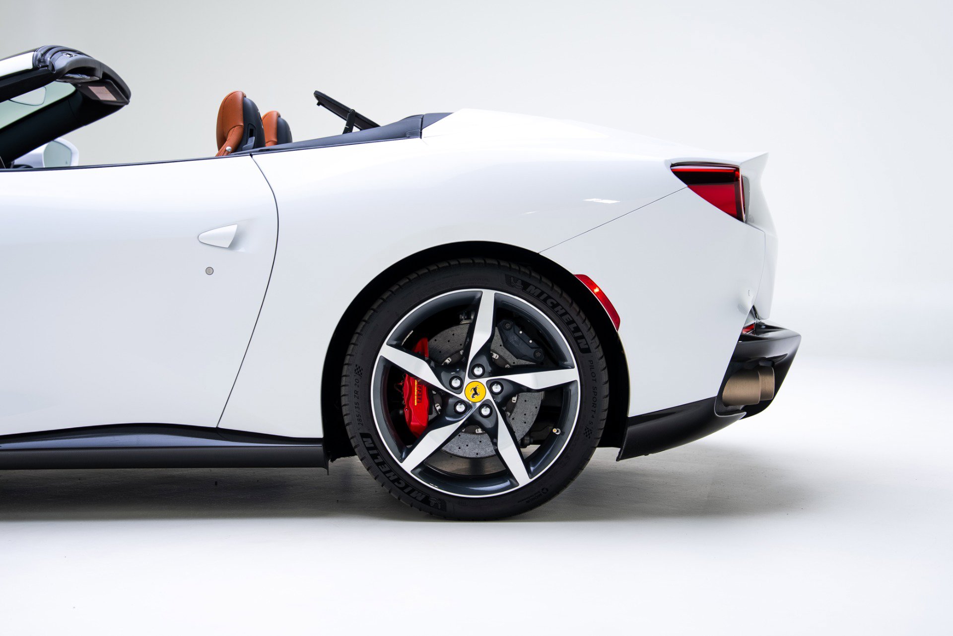 Used 2022 Ferrari Portofino M image 17