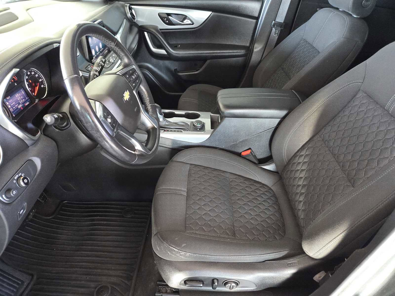 Used 2020 Chevrolet Blazer LT image 13