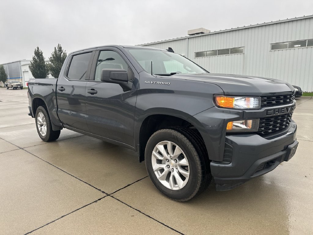 Used 2020 Chevrolet Silverado 1500 Custom w/ Custom Value Package AWD/4WD image 14