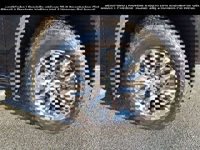 Used 2022 Chevrolet Silverado 1500 LT image 13