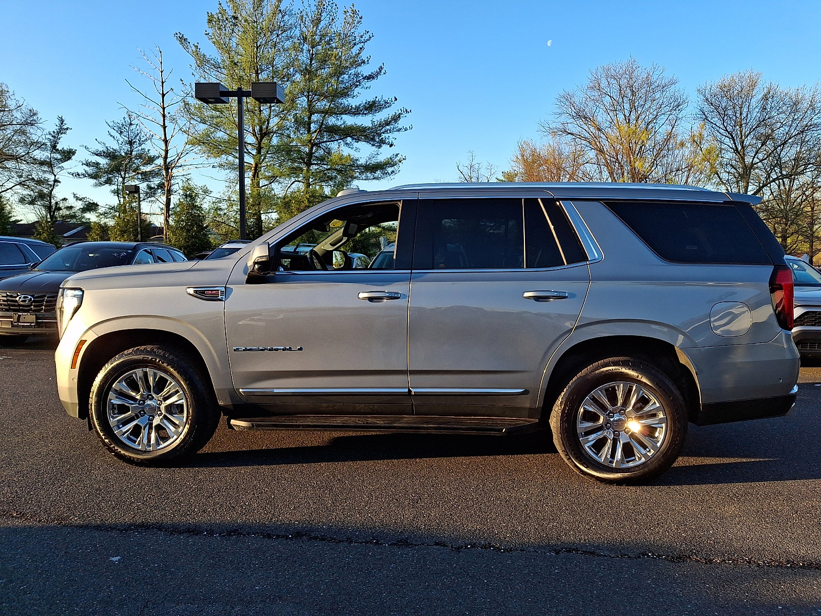 Certified 2025 GMC Yukon Denali image 7