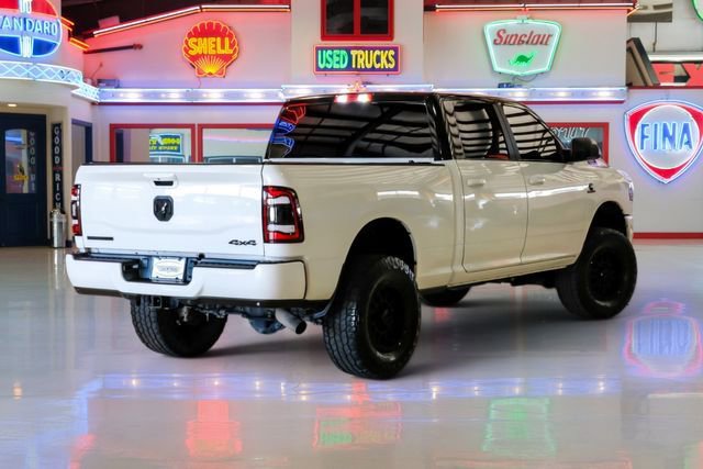 Used 2021 RAM 2500 Big Horn w/ Night Edition AWD/4WD image 3