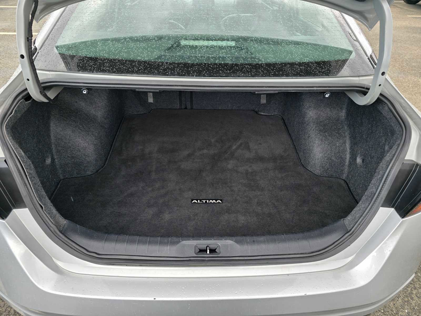 Used 2022 Nissan Altima 2.5 SR image 16