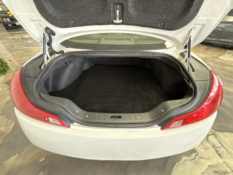 Used 2014 INFINITI Q60 Journey w/ Premium Package image 24