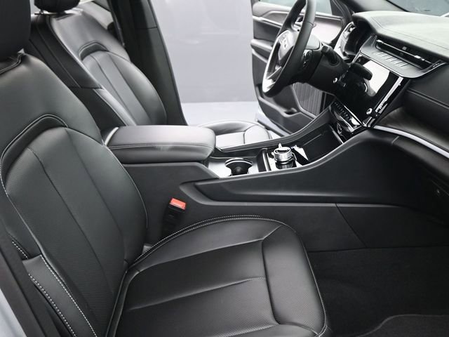 New 2026 Jeep Grand Cherokee L Limited image 37