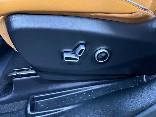 Used 2023 Chrysler Pacifica Pinnacle image 25