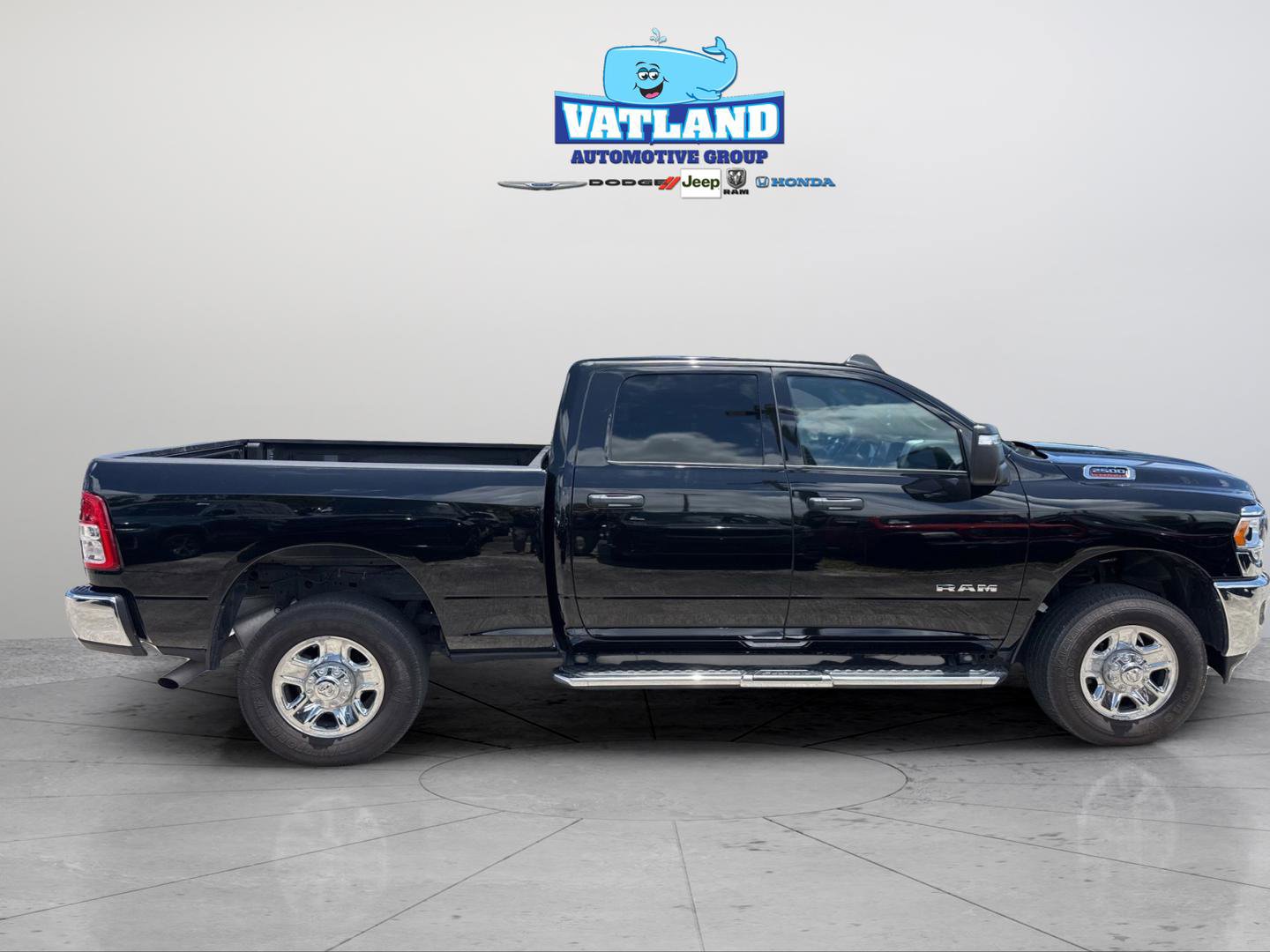 Certified 2024 RAM 2500 Big Horn w/ Bed Utility Group AWD/4WD image 14