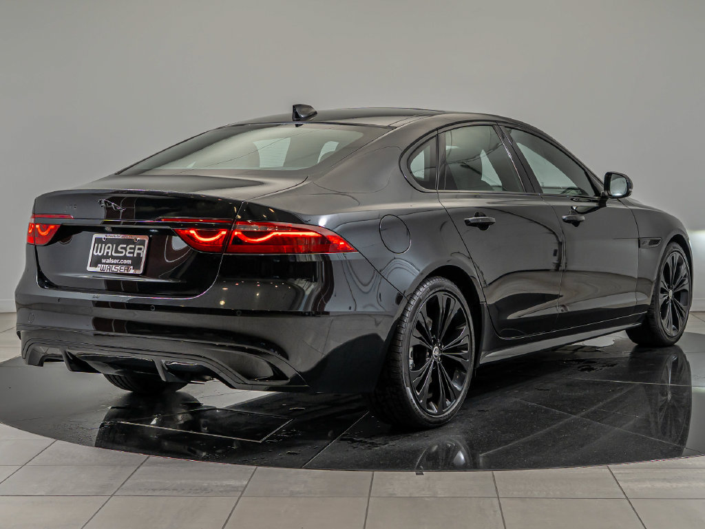 Used 2024 Jaguar XF R-Dynamic SE AWD/4WD image 5