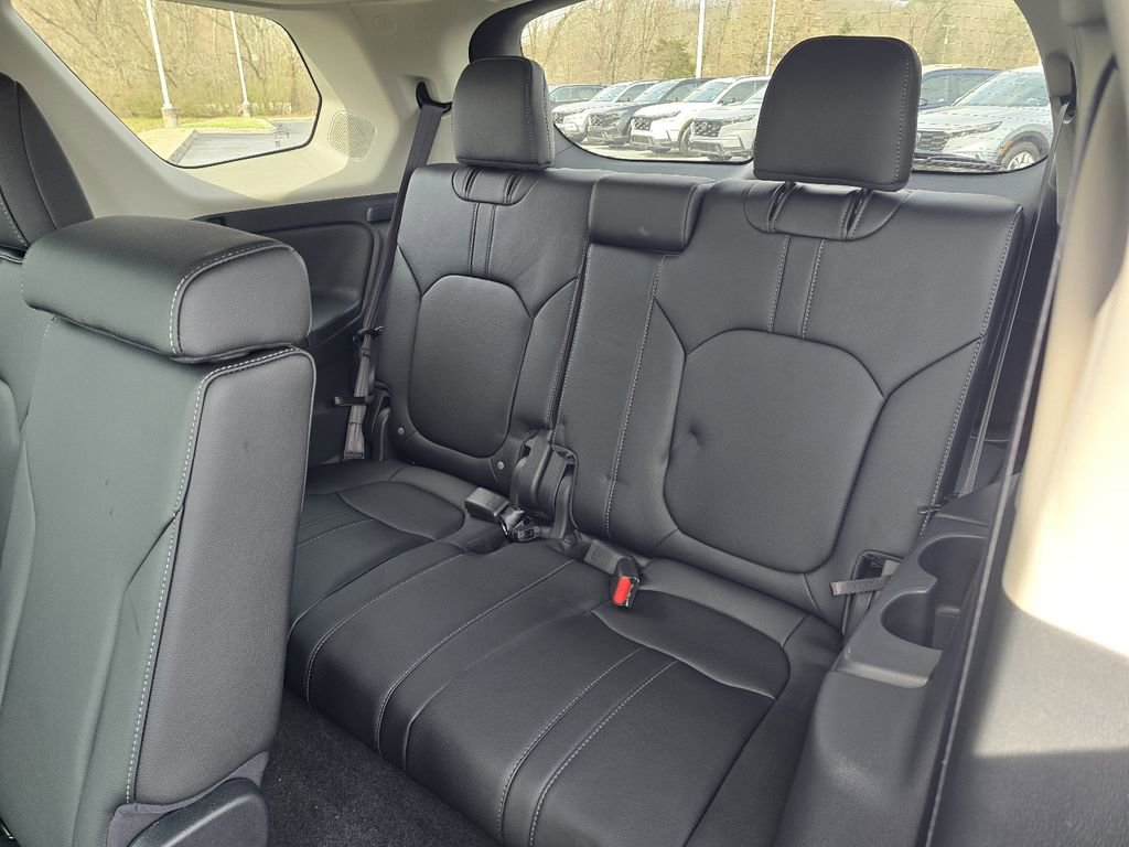 New 2026 Honda Pilot Touring image 10