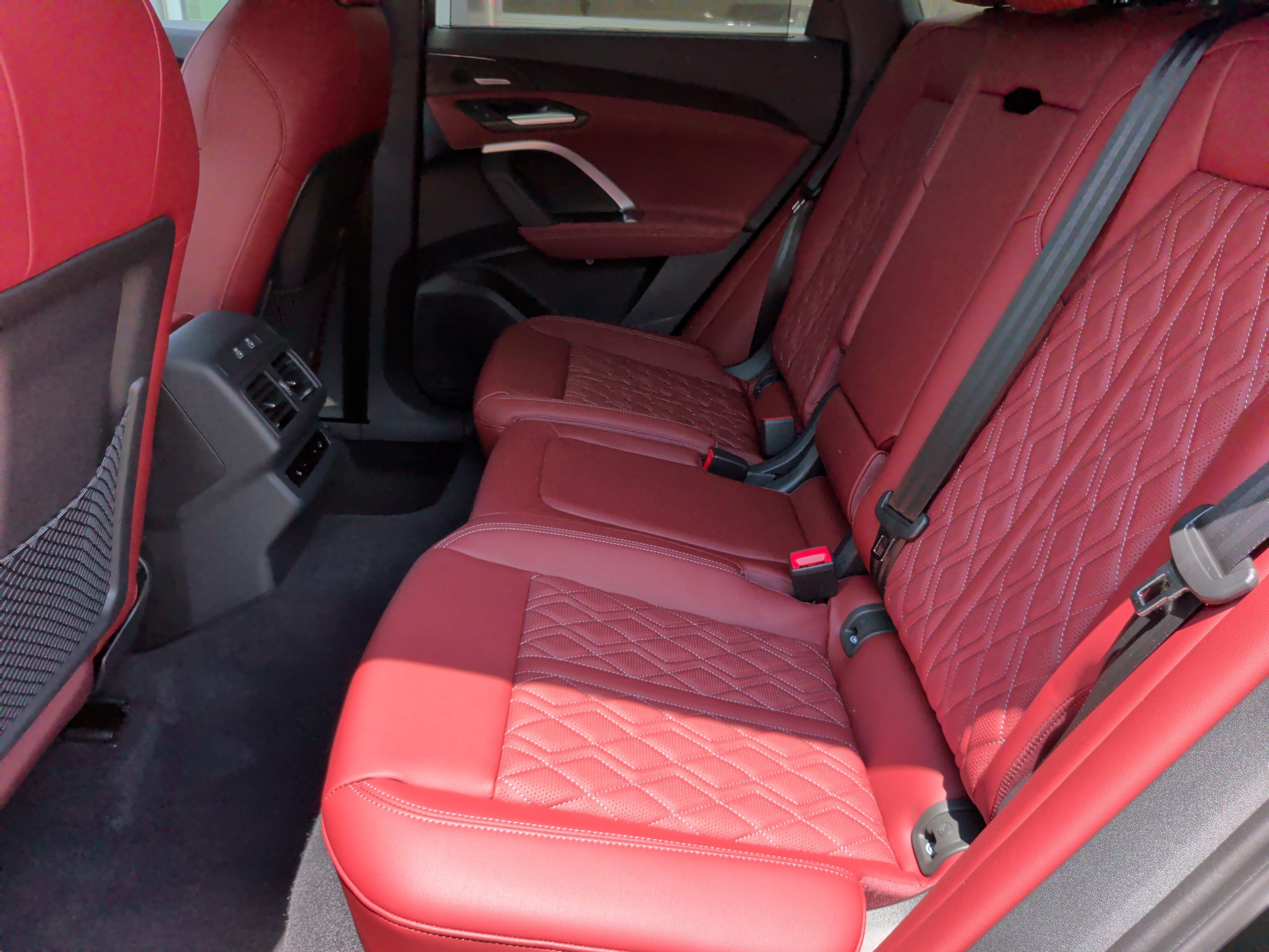 New 2026 Audi SQ5 Prestige AWD/4WD image 36