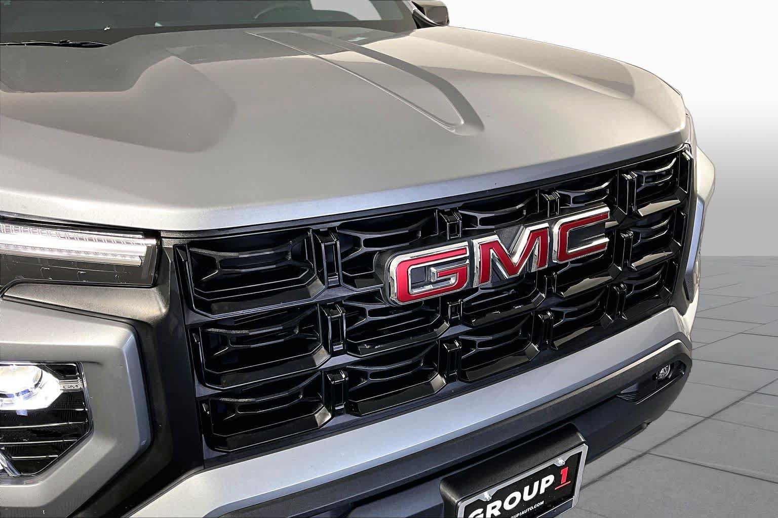 Used 2025 GMC Canyon Elevation w/ Convenience Package RWD image 28