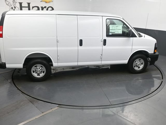 New 2026 Chevrolet Express 2500 w/ Driver Convenience Package RWD image 18