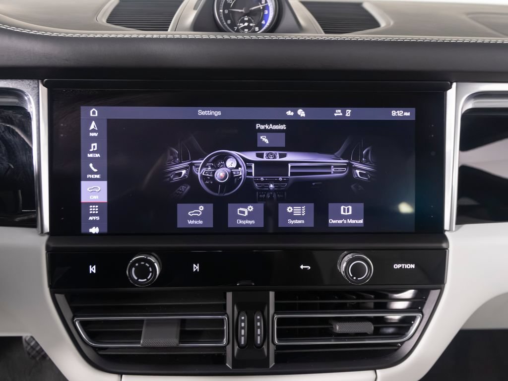 Certified 2026 Porsche Macan S AWD/4WD image 29