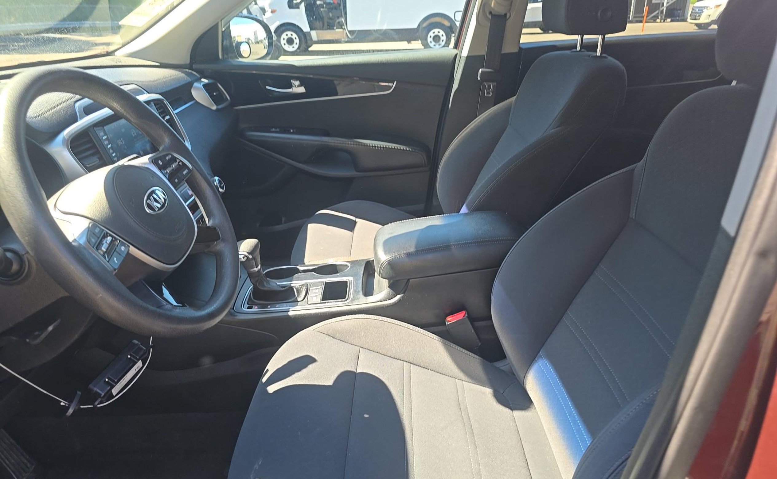 Used 2019 Kia Sorento AWD V6 image 6