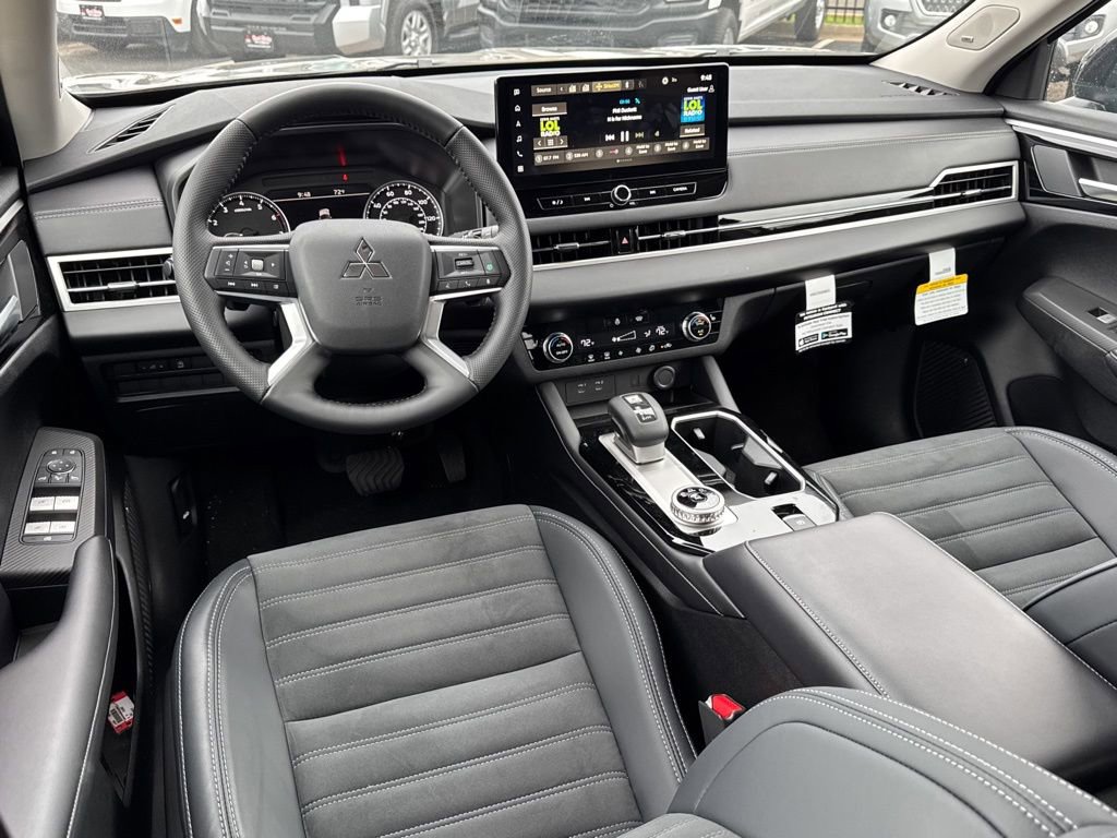 New 2026 Mitsubishi Outlander SE AWD/4WD image 7