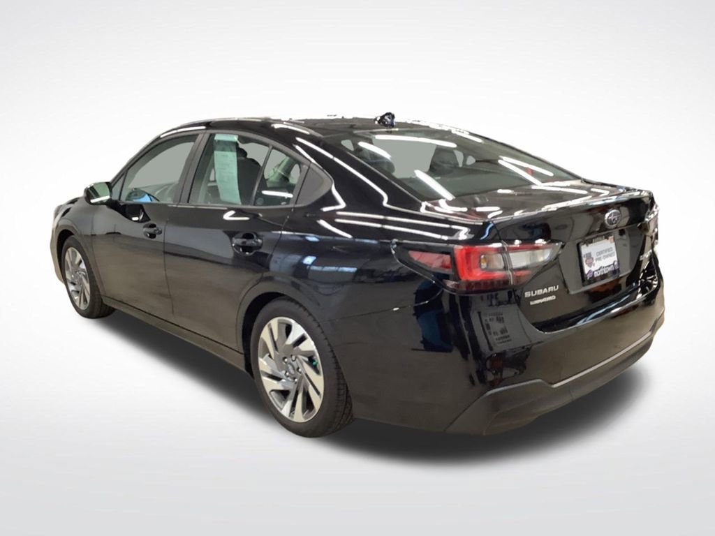 Used 2025 Subaru Legacy Limited AWD/4WD image 2