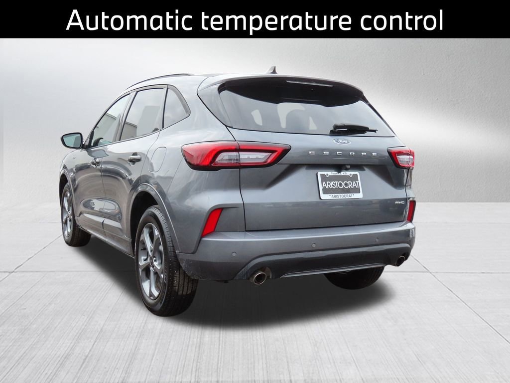 Used 2024 Ford Escape ST-Line w/ Tech Pack #1 image 8