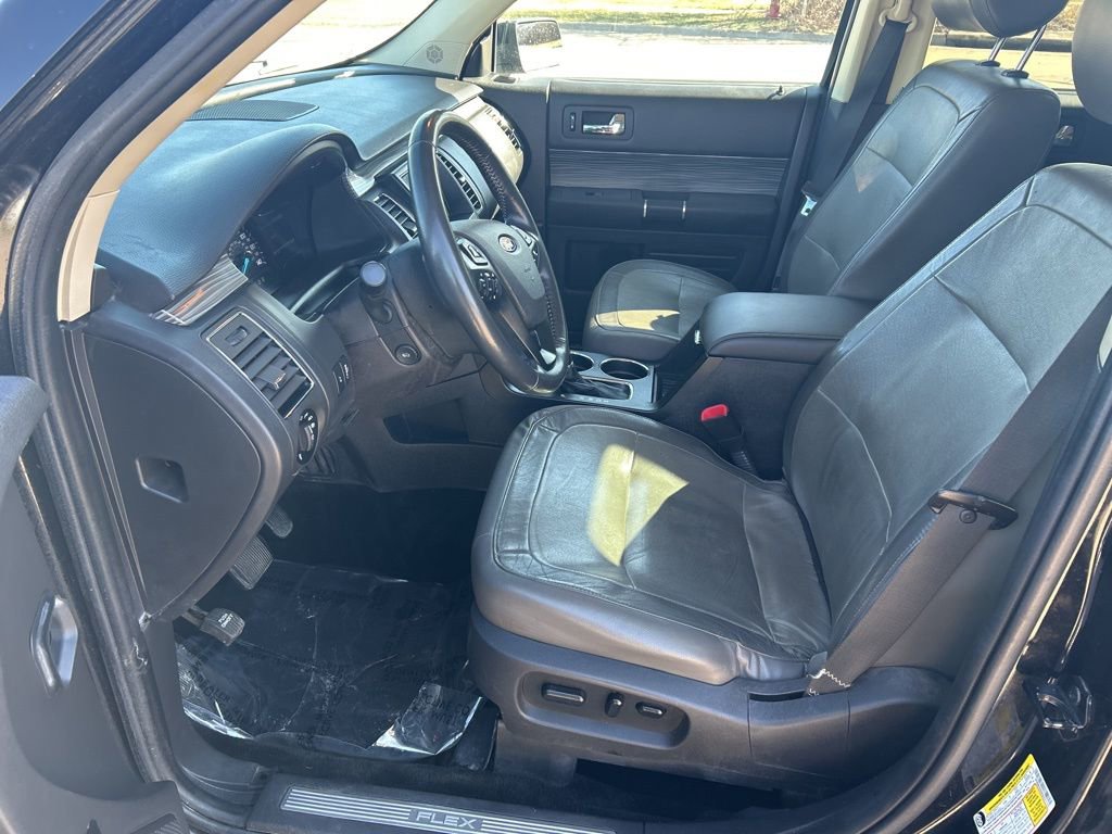 Used 2019 Ford Flex Limited w/ Limited Appearance Package image 16