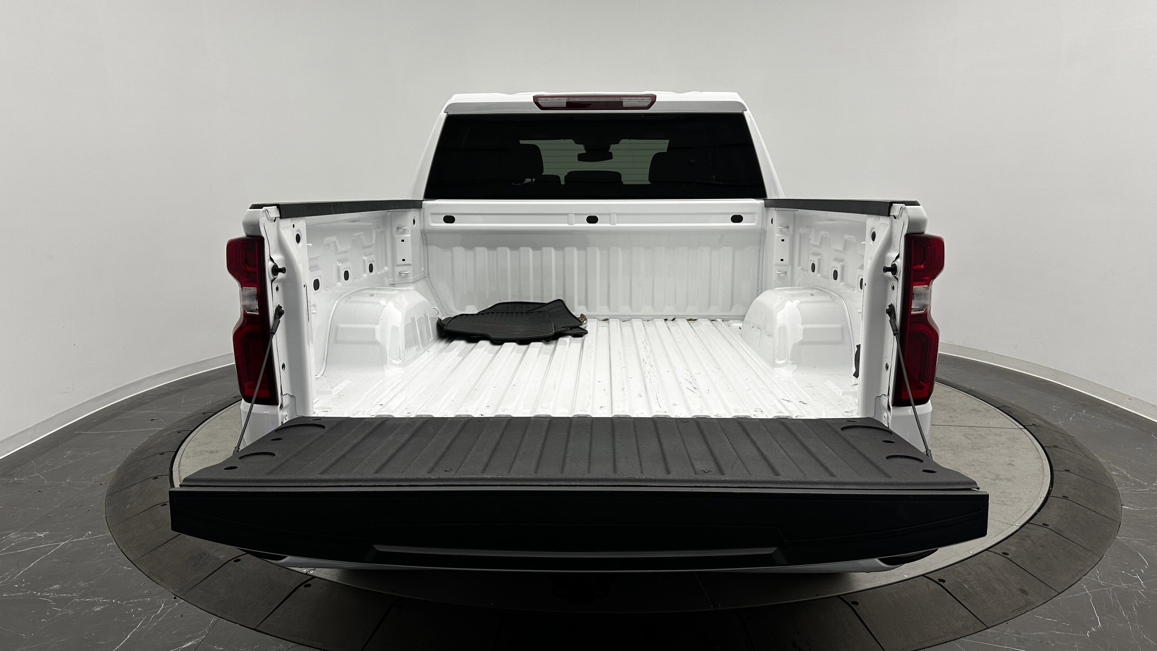 Used 2026 Chevrolet Silverado 1500 RST image 29