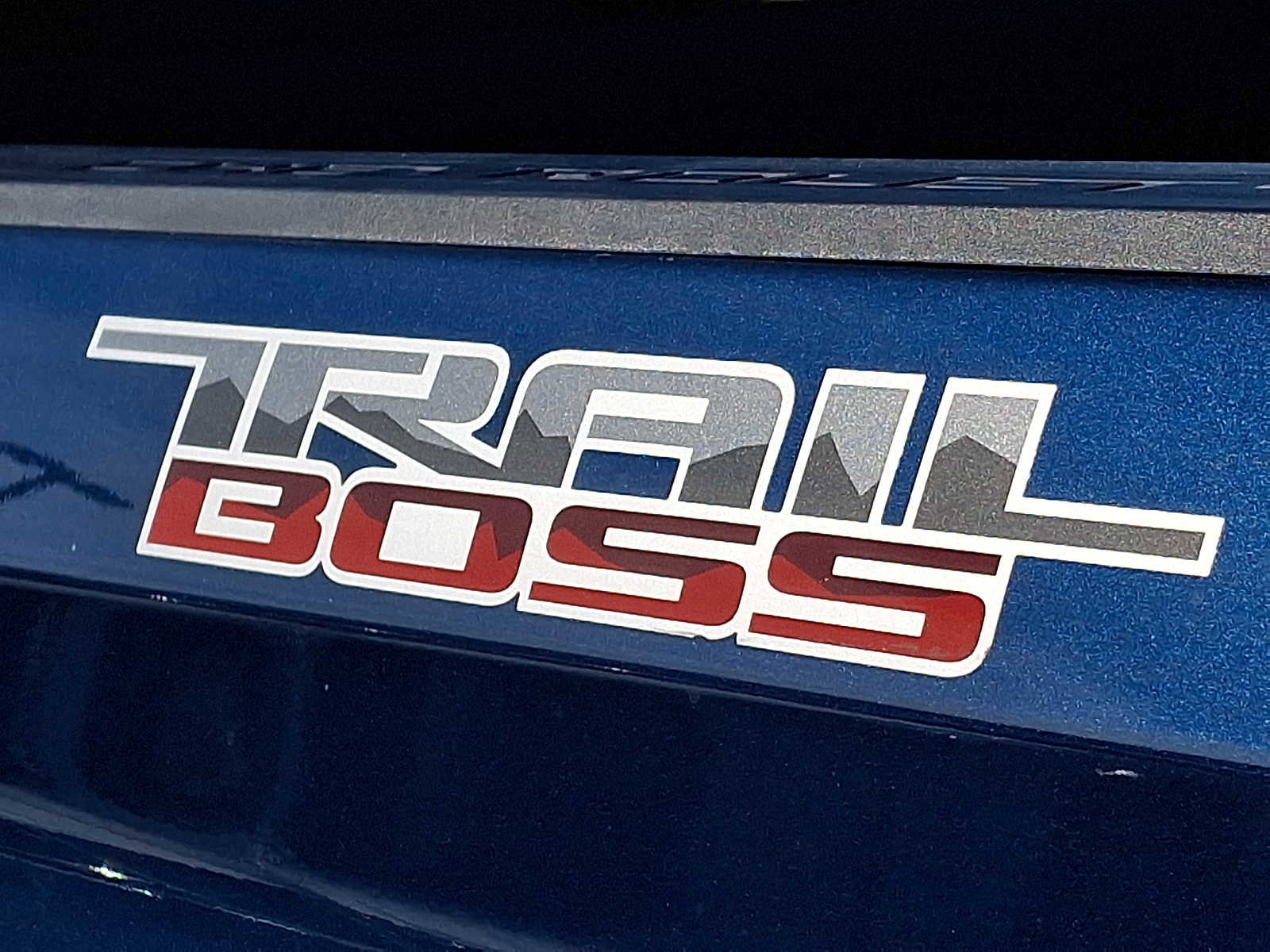 Used 2021 Chevrolet Silverado 1500 LT Trail Boss w/ Convenience Package II image 30