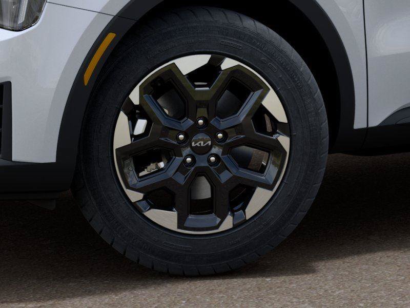 New 2026 Kia Sorento S FWD image 9