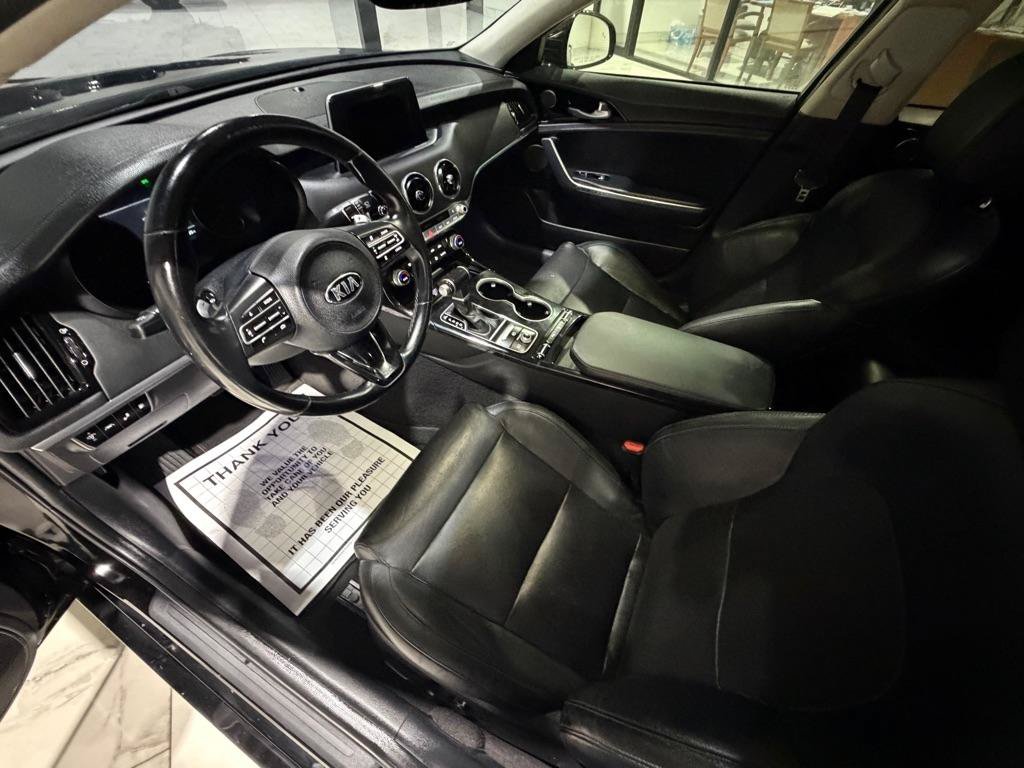 Used 2018 Kia Stinger Premium RWD image 19