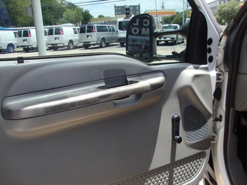 Used 2004 Ford F350 XL RWD image 9