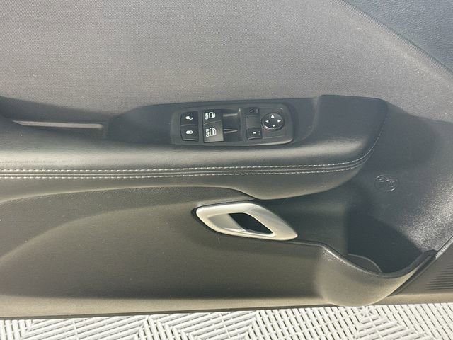 Used 2022 Dodge Challenger SXT w/ Cold Weather Group image 17