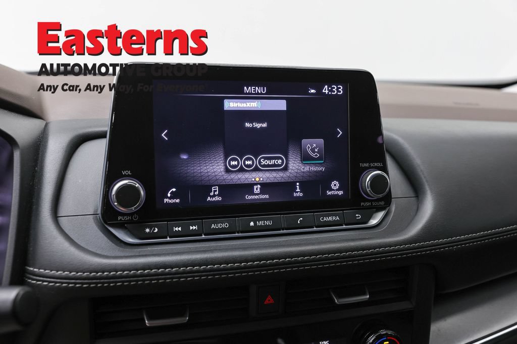 Used 2023 Nissan Rogue SV AWD/4WD image 18