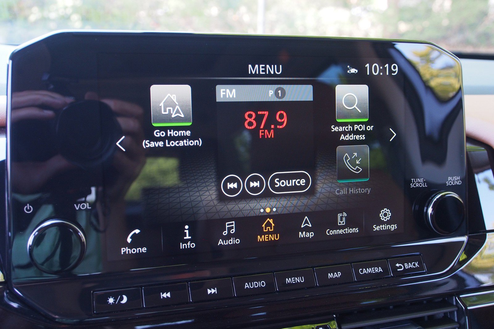 Used 2024 Nissan Pathfinder Platinum w/ Cargo Package FWD image 31