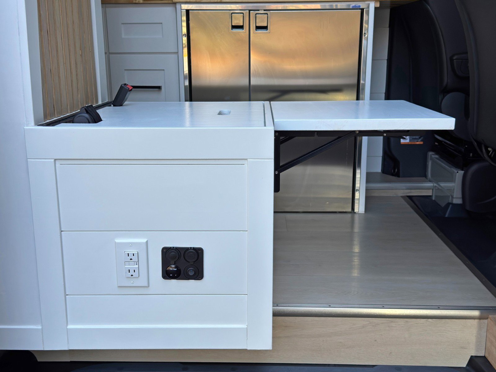 Used 2023 Mercedes-Benz Sprinter 2500 image 39