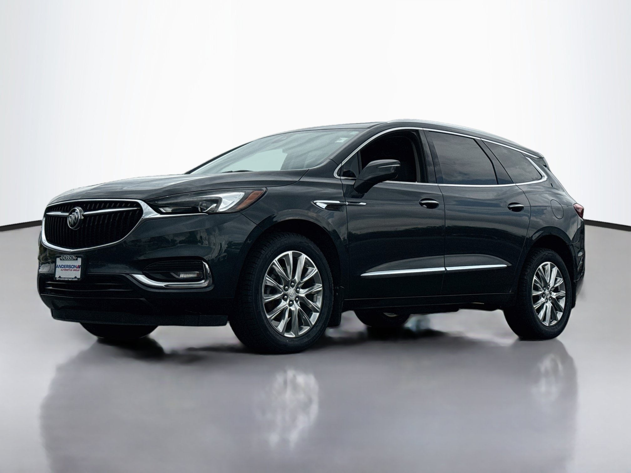 Used 2020 Buick Enclave Premium w/ Sun and Sites Package AWD/4WD image 3
