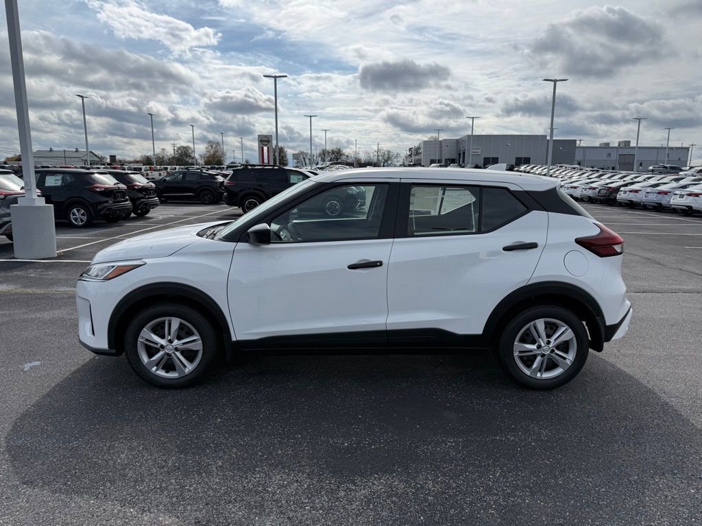 New 2025 Nissan Kicks Play S image 37