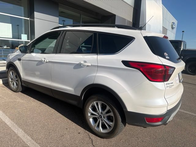 Used 2019 Ford Escape SEL FWD image 2