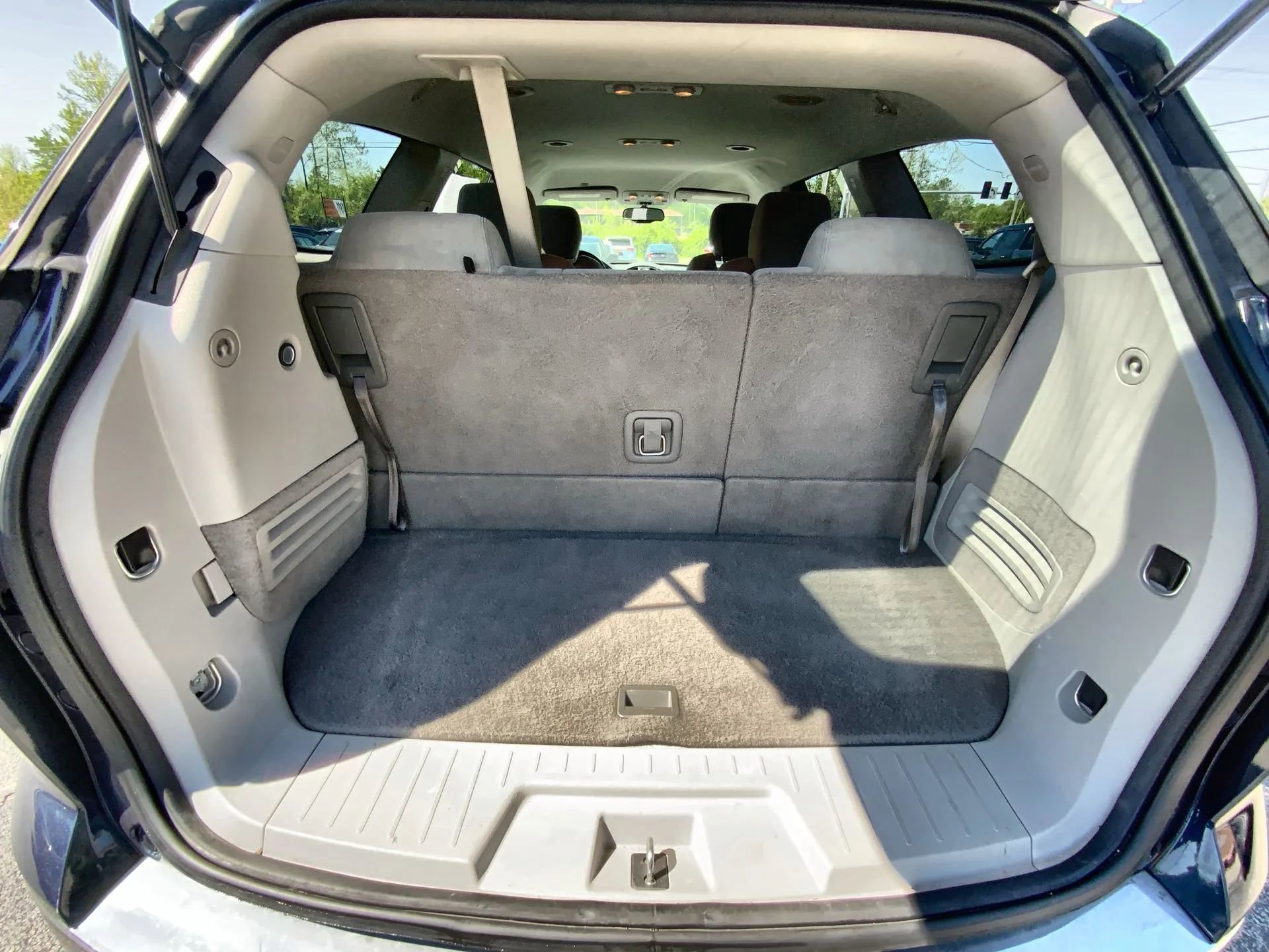 Used 2017 Buick Enclave Convenience FWD image 19