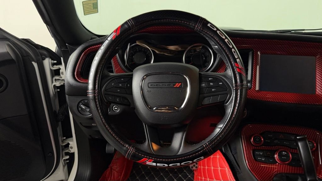 Used 2018 Dodge Challenger R/T Plus RWD image 15