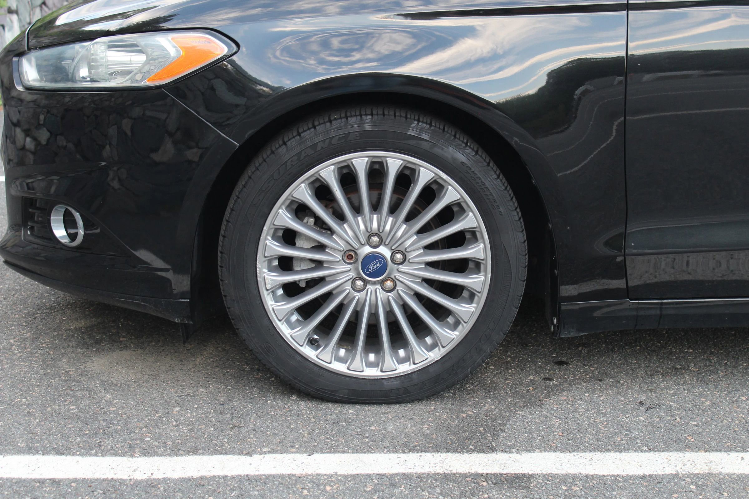 Used 2013 Ford Fusion Titanium image 31