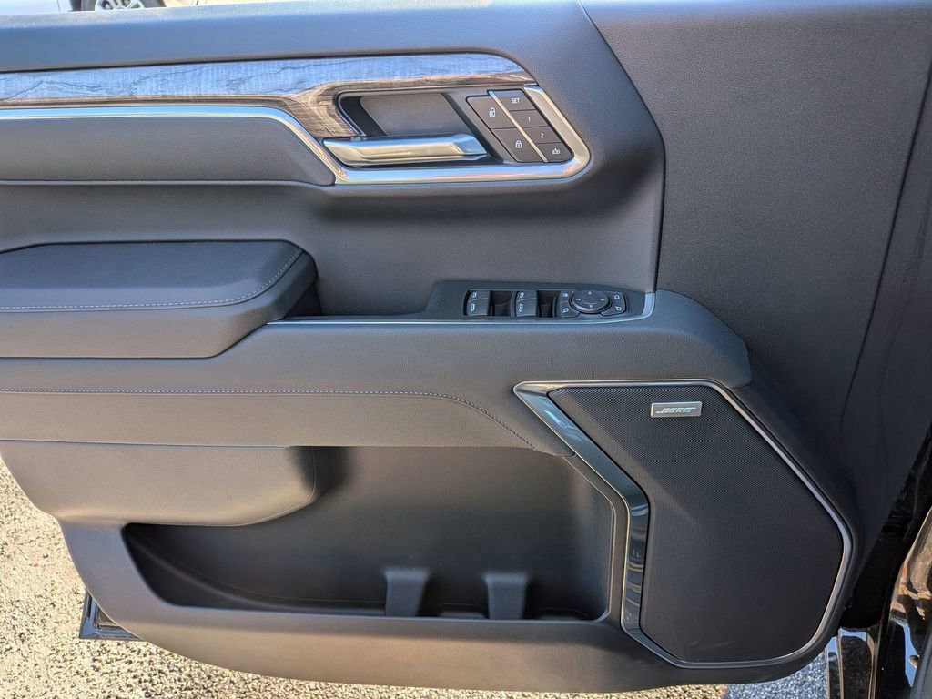 New 2026 Chevrolet Silverado 1500 LTZ w/ LTZ Premium Package image 12