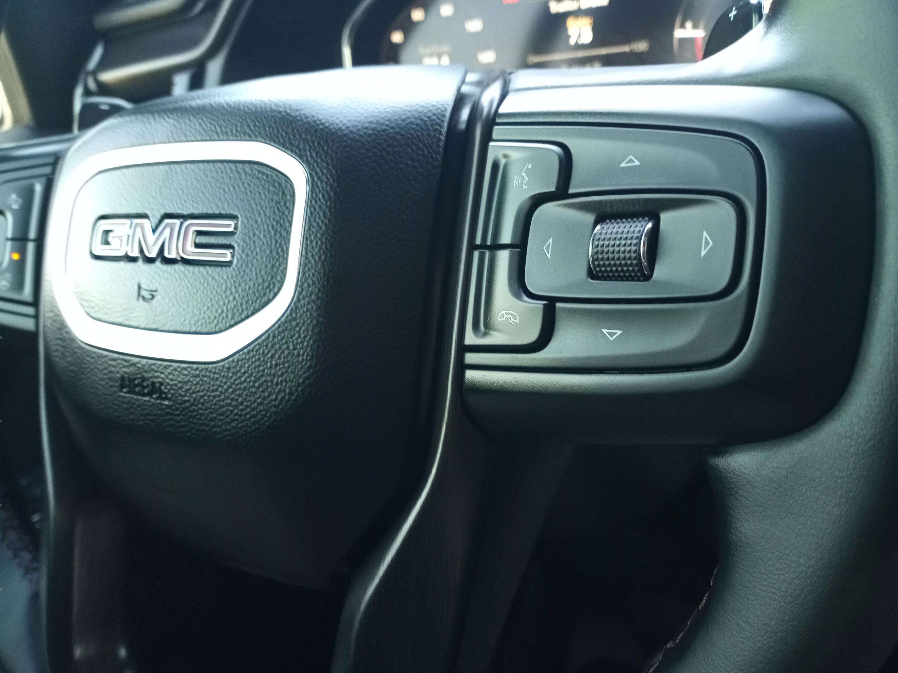 Used 2024 GMC Sierra 1500 AT4 w/ Technology Package image 14