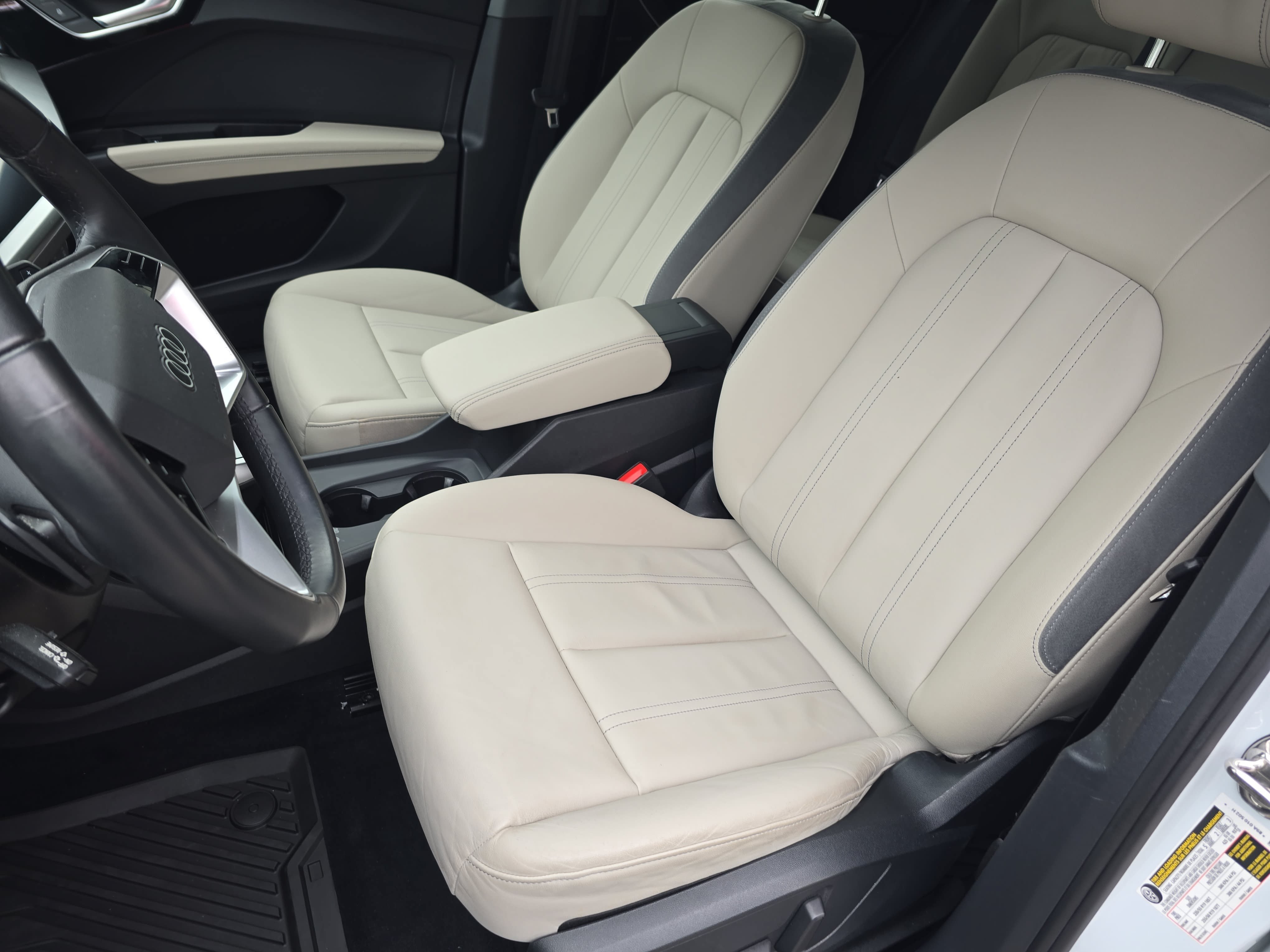Used 2022 Audi Q4 e-tron Prestige AWD/4WD image 15