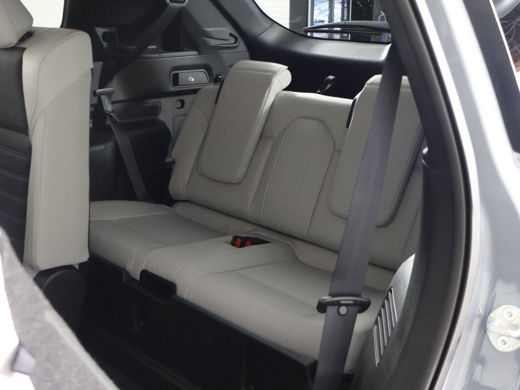 New 2026 Mitsubishi Outlander SE image 36