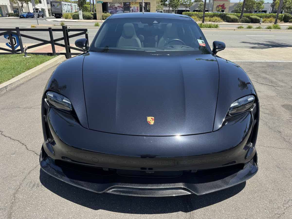 Used 2021 Porsche Taycan RWD image 12